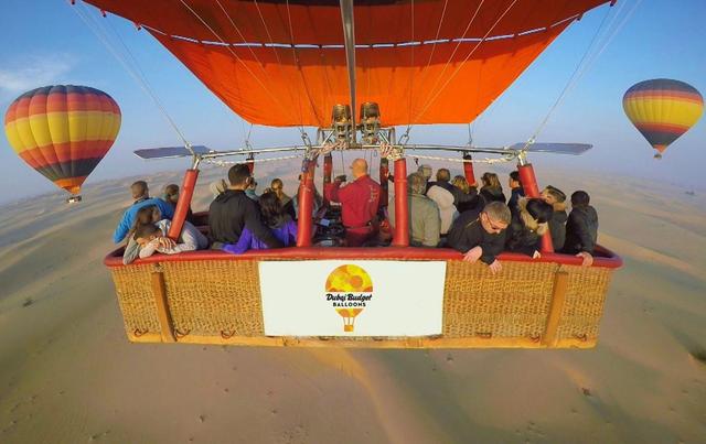 3. Полет на воздушном шаре в пустыне “Премиум”:“Balloon Flights – Premium Adventure.jpg