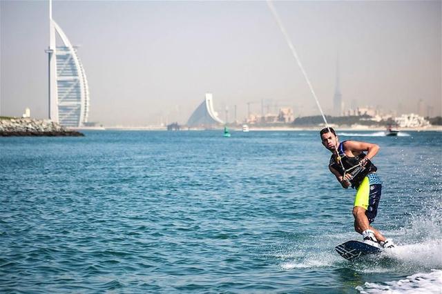 2. Wake Boarding Surf High Experience Dubai.jpg