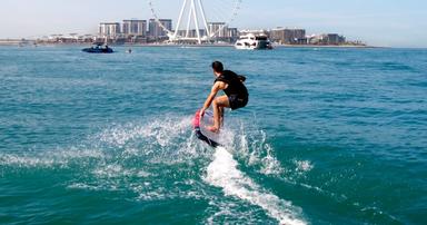 4. E - foil Surf High Experience Dubai.jpg